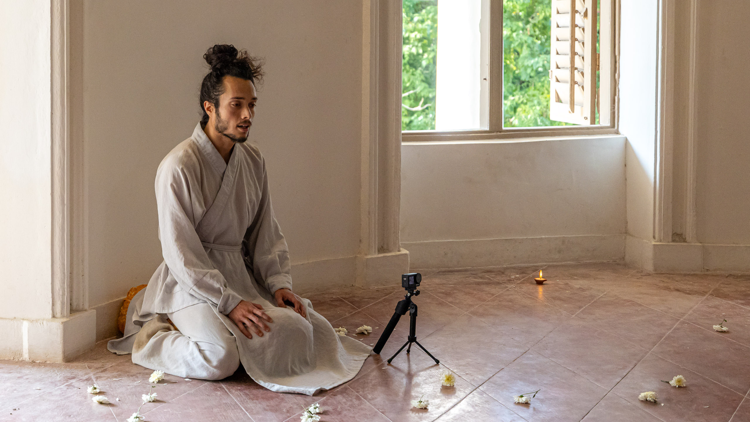 20240125153120 R5D 5334