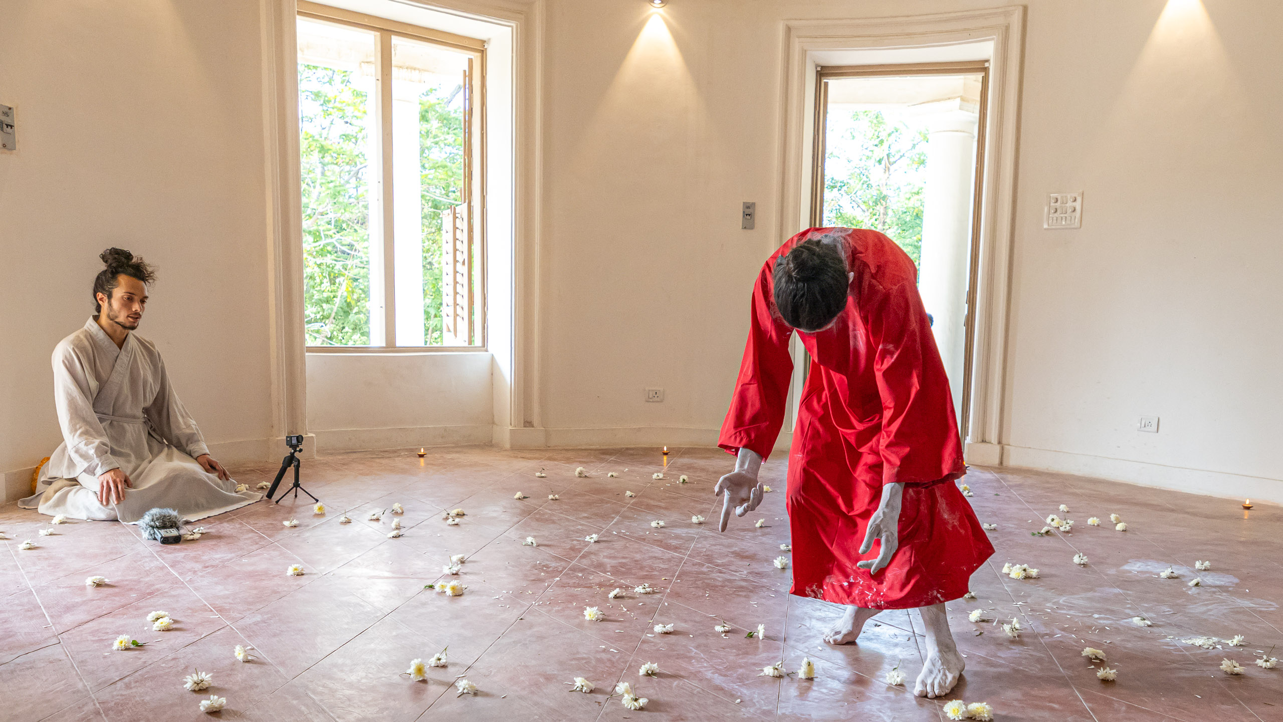 20240125154237 R5D 5726