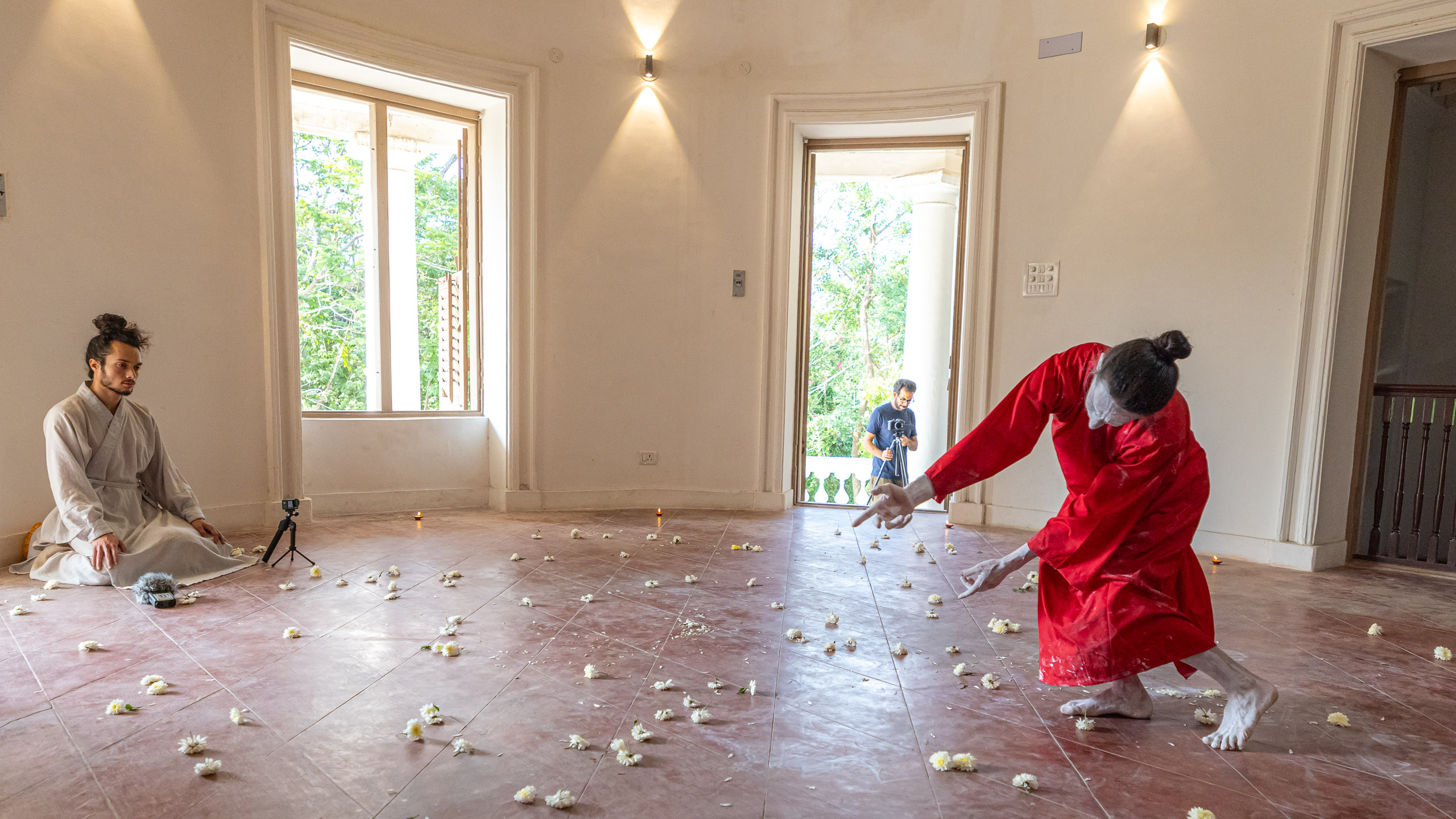 20240125154242 R5D 5732